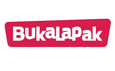 How can I precisely attract traffic on Line? Can I use marketing software to bulk-send messages?